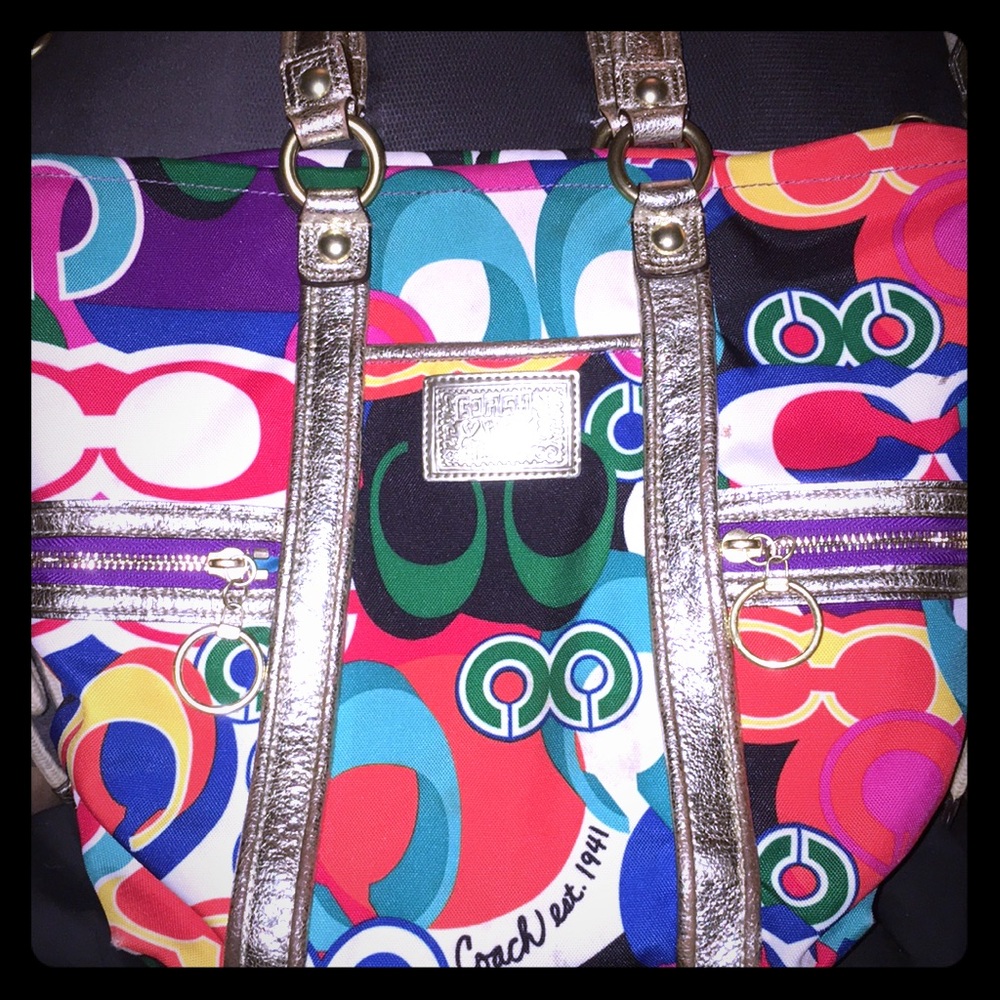 Authentic COACH LIMITED EDITION POPPY P Graffiti